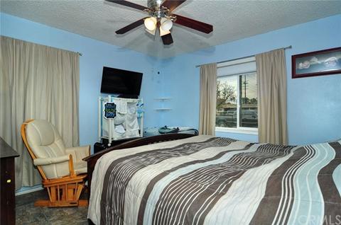 5586 Walter St, Riverside, CA 92504 photo 16