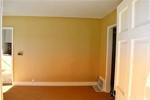 8836 Emerald Ave, Fontana, CA 92335 photo 4