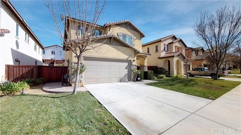 34286 Devlin Dr, Beaumont, CA 92223 photo 2