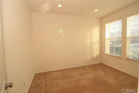 15012 Sagegrove Ln, Fontana, CA 92336 photo 7