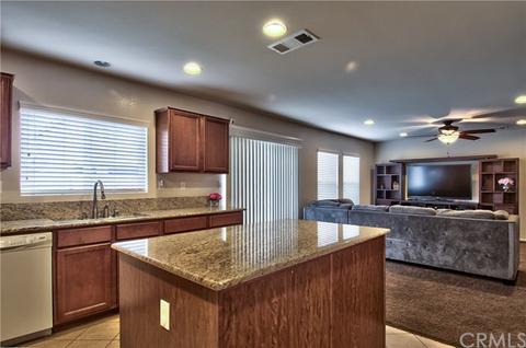 810 Amadova Dr, Perris, CA 92571 photo 6