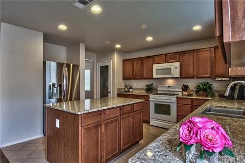 810 Amadova Dr, Perris, CA 92571 photo 5
