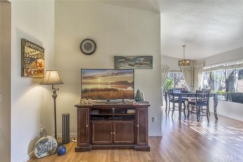 717 E 26th St, San Bernardino, CA 92404 photo 6