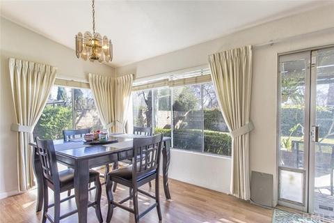 717 E 26th St, San Bernardino, CA 92404 photo 8