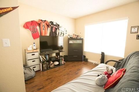 29162 River Run Ln, Highland, CA 92346 photo 9