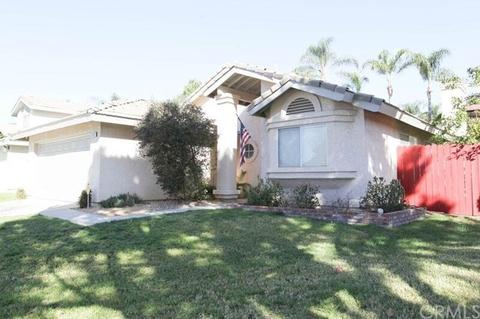 29162 River Run Ln, Highland, CA 92346 photo 2
