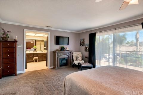 1141 Coronet Dr, Riverside, CA 92506 photo 26
