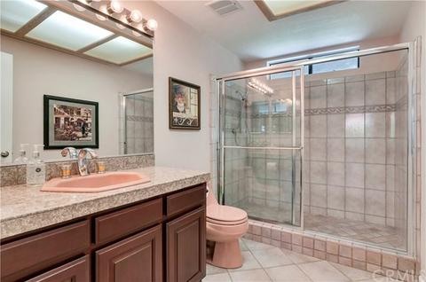 1141 Coronet Dr, Riverside, CA 92506 photo 24