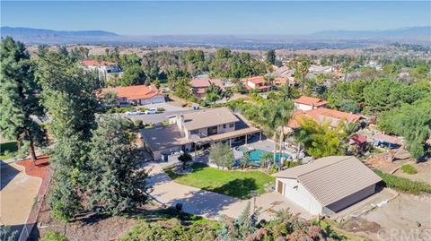 1141 Coronet Dr, Riverside, CA 92506 photo 50