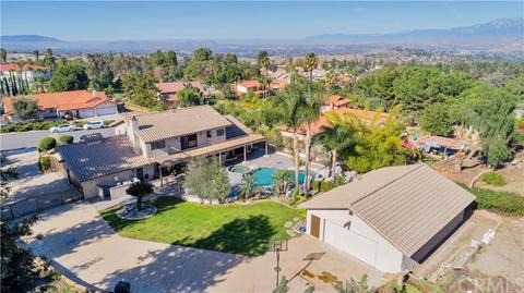 1141 Coronet Dr, Riverside, CA 92506 photo 51