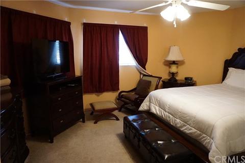 1274 W Van Koevering St, Rialto, CA 92376 photo 9