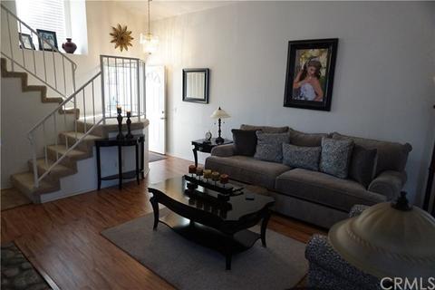 1274 W Van Koevering St, Rialto, CA 92376 photo 5