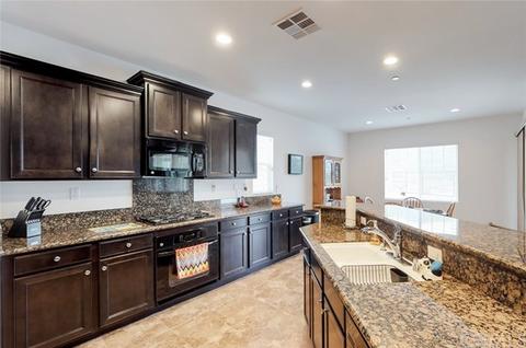 5575 N Pinnacle Ln, San Bernardino, CA 92407 photo 9