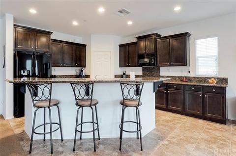 5575 N Pinnacle Ln, San Bernardino, CA 92407 photo 8