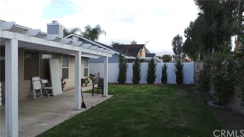 28611 Strathmore Rd, Highland, CA 92346 photo 17