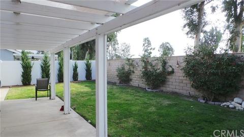 28611 Strathmore Rd, Highland, CA 92346 photo 3