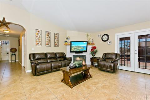 10335 7th Ave, Hesperia, CA 92345 photo 2