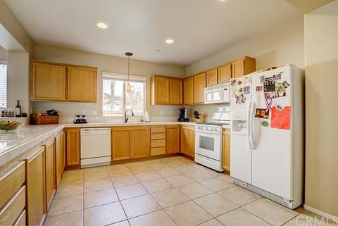 8045 Northpark Dr, Riverside, CA 92508 photo 5