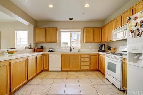 8045 Northpark Dr, Riverside, CA 92508 photo 4