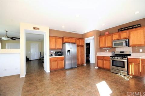 723 Cedar View Dr, Beaumont, CA 92223 photo 5