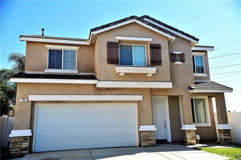 723 Cedar View Dr, Beaumont, CA 92223 photo 1