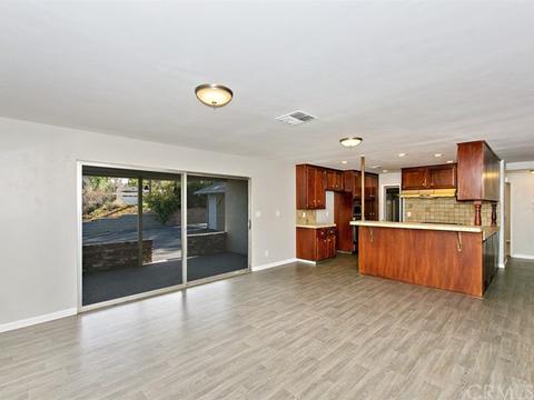 1518 S Center St, Redlands, CA 92373 photo 7
