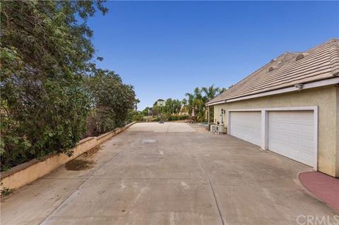 16579 Ben Ct, Riverside, CA 92504 photo 32