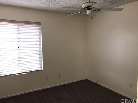 4694 Maxwell Ct, Riverside, CA 92501 photo 15