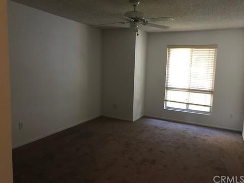 4694 Maxwell Ct, Riverside, CA 92501 photo 16