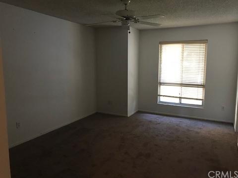 4694 Maxwell Ct, Riverside, CA 92501 photo 18