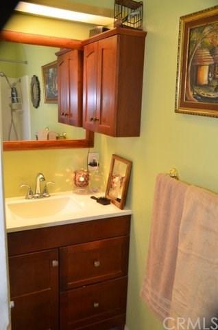 1027 W Pinedale Ave, Rialto, CA 92376 photo 20