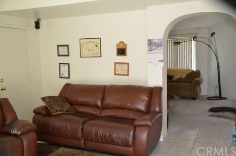 1027 W Pinedale Ave, Rialto, CA 92376 photo 14