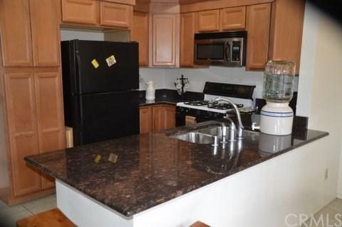 1027 W Pinedale Ave, Rialto, CA 92376 photo 6