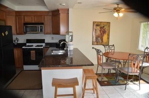 1027 W Pinedale Ave, Rialto, CA 92376 photo 9