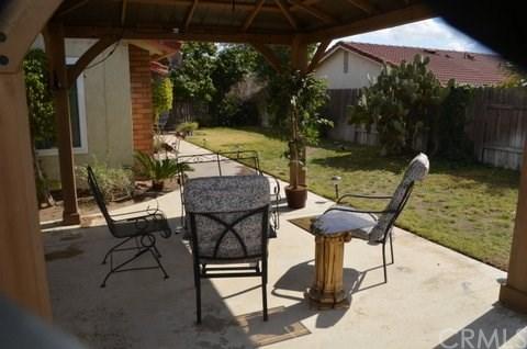 1027 W Pinedale Ave, Rialto, CA 92376 photo 22