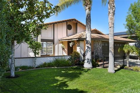2092 Applegate Dr, Corona, CA 92882 photo 3