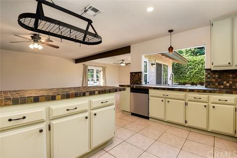 2092 Applegate Dr, Corona, CA 92882 photo 10