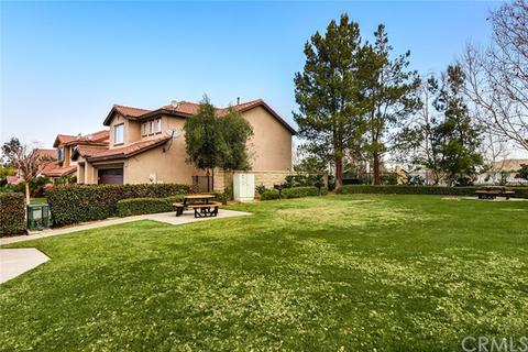125 Englemann Dr, Corona, CA 92881 photo 2