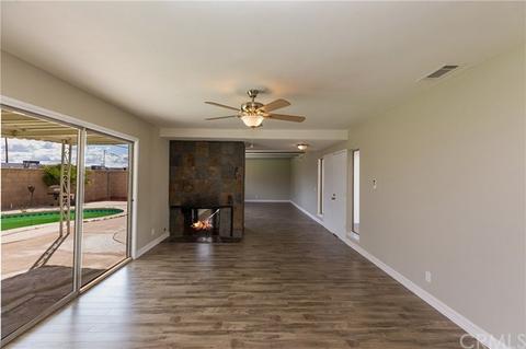 26295 23rd St, Highland, CA 92346 photo 8
