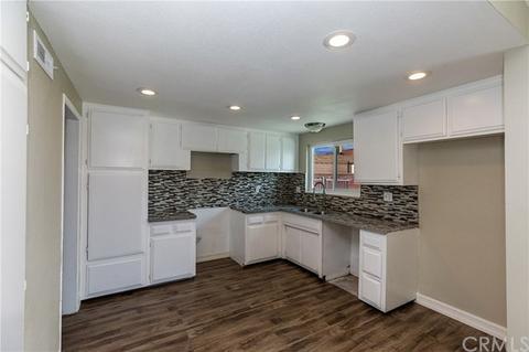 26295 23rd St, Highland, CA 92346 photo 9