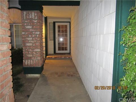 547 Carnes Cir, Redlands, CA 92374 photo 3