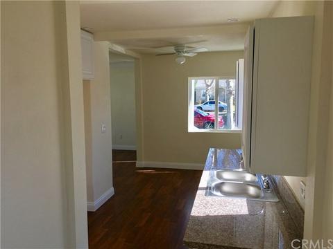 14711 S Williams Ave, Compton, CA 90221 photo 8