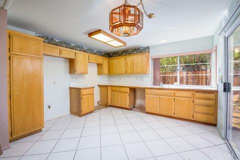 8458 Snow View Pl, Rancho Cucamonga, CA 91730 photo 10