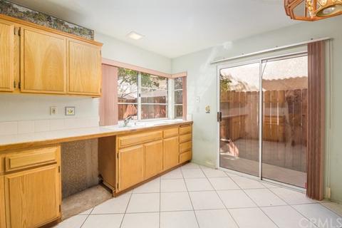 8458 Snow View Pl, Rancho Cucamonga, CA 91730 photo 12