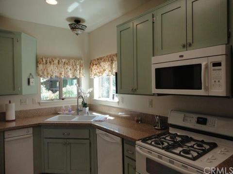 5351 Pacific Crest Dr, Wrightwood, CA 92397 photo 13