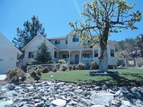 5351 Pacific Crest Dr, Wrightwood, CA 92397 photo 3