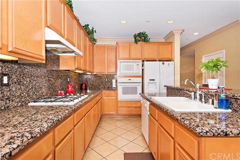 15336 Palm Leaf Ln, Fontana, CA 92336 photo 6
