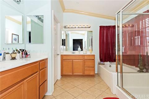 15336 Palm Leaf Ln, Fontana, CA 92336 photo 13