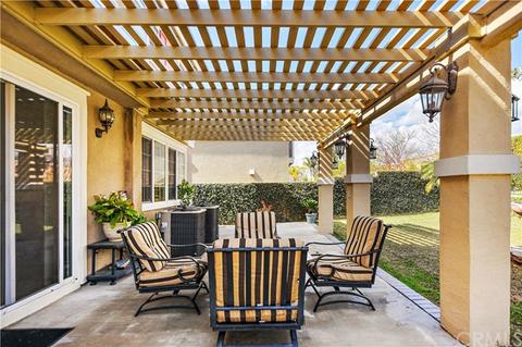 15336 Palm Leaf Ln, Fontana, CA 92336 photo 20