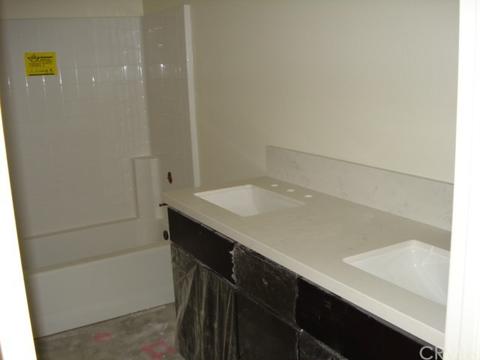 96 Chumash, Perris, CA 92570 photo 2